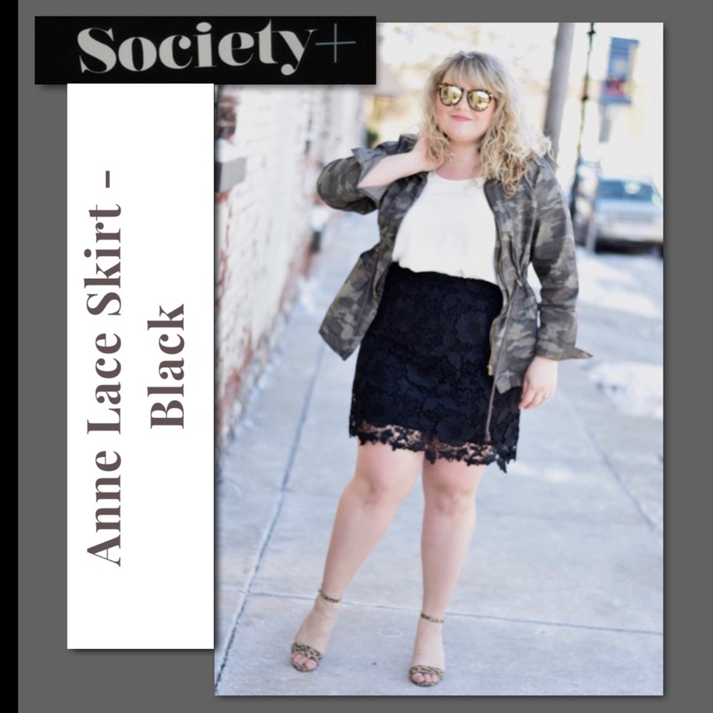 Society Plus Anne Lace Skirt Size 22/24